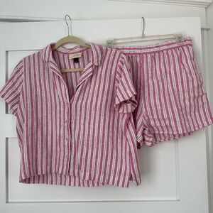 Universal Threads striped summer set